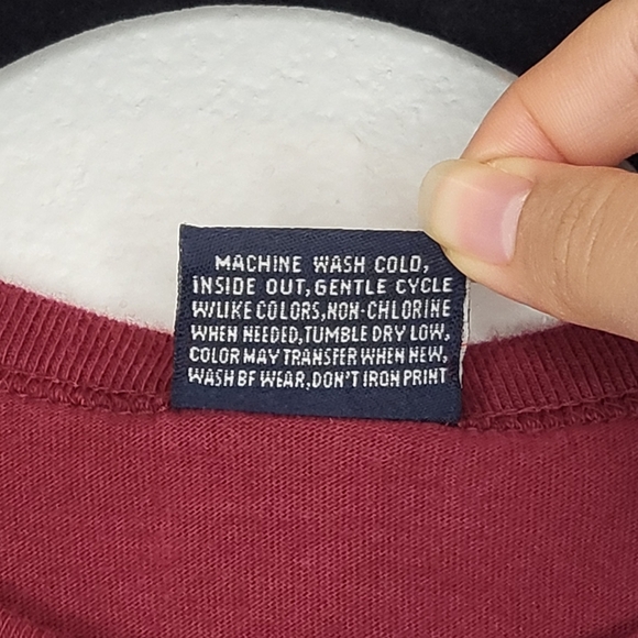 Aeropostale Dark Maroon Graphic T-Shirt - Picture 6 of 6